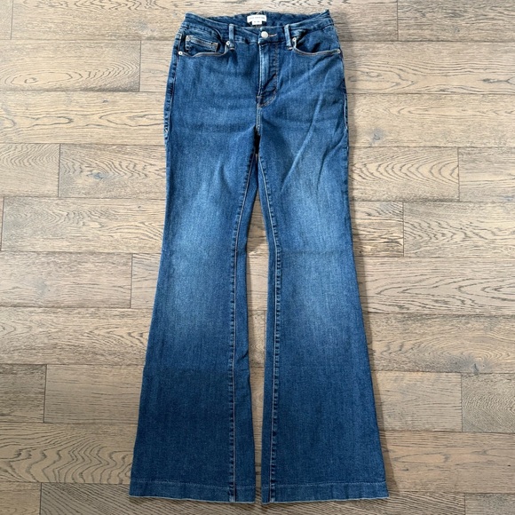 Good American Good Legs Flare Jeans - Picture 1 of 10